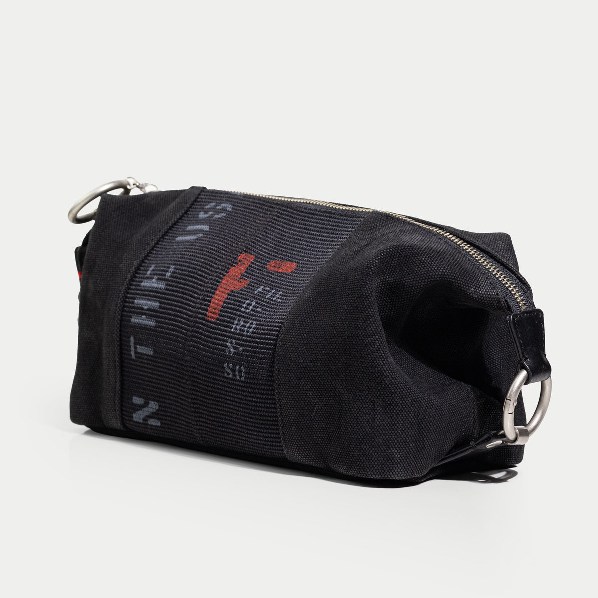 The Re-Dopp // Travel Kit