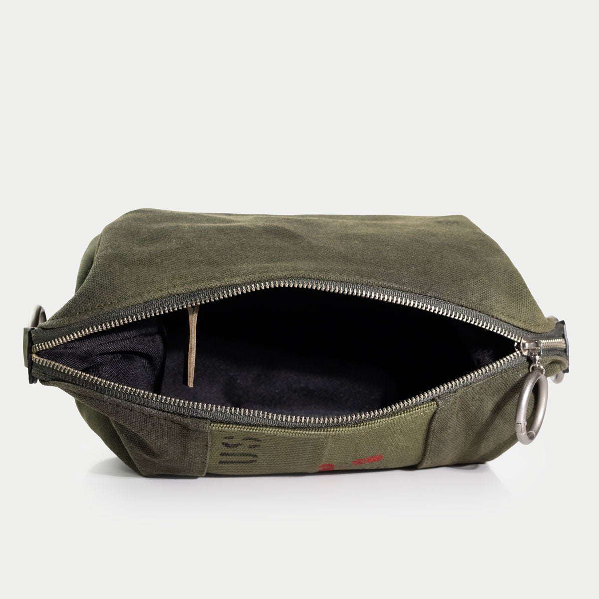 The Re-Dopp // Travel Kit