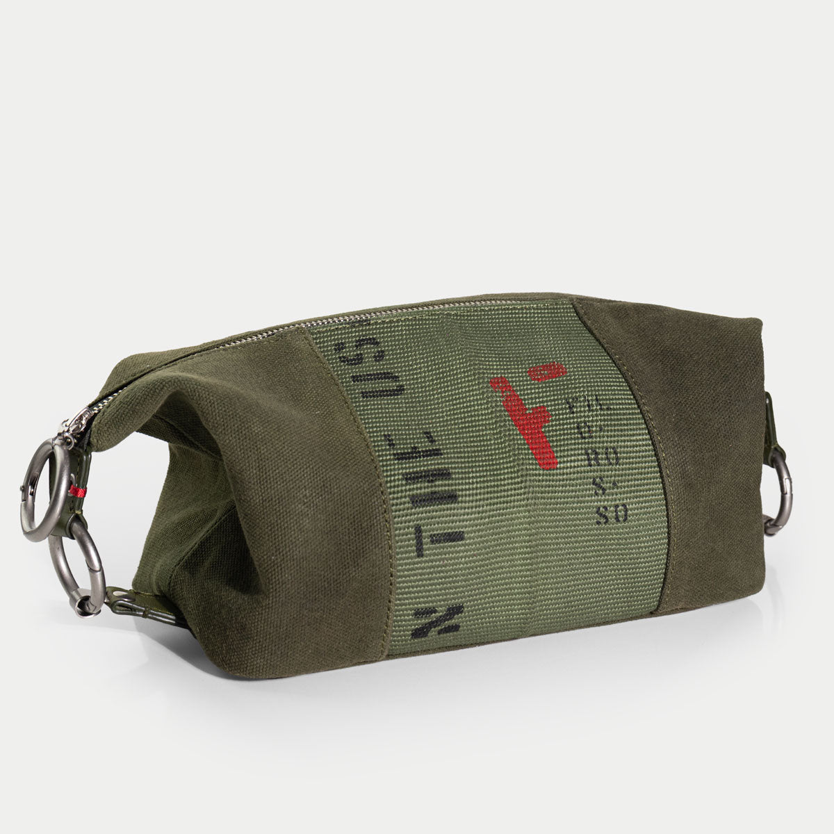 The Re-Dopp // Travel Kit